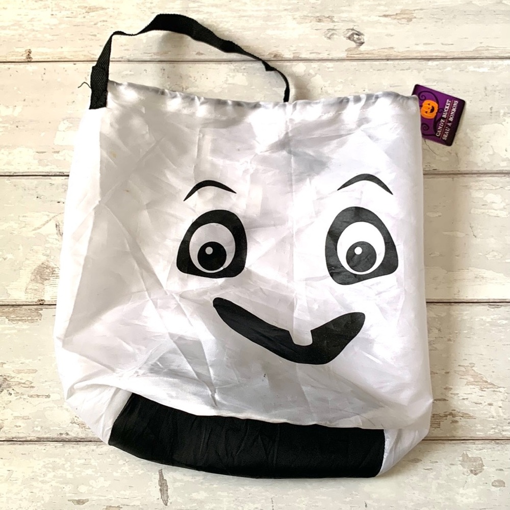 Halloween Candy Bucket Drawstring Bag Kids Ghost Face White Black NWT